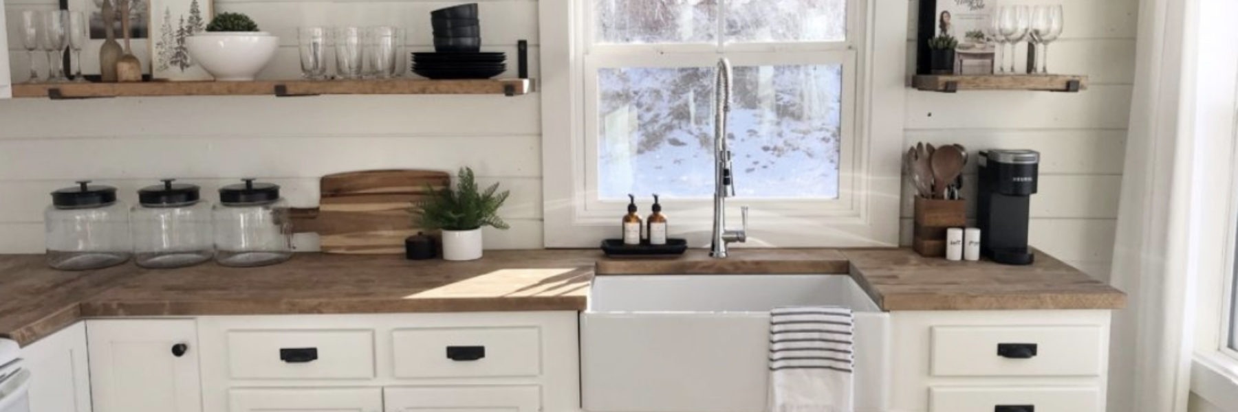cabin kitchen sink idea