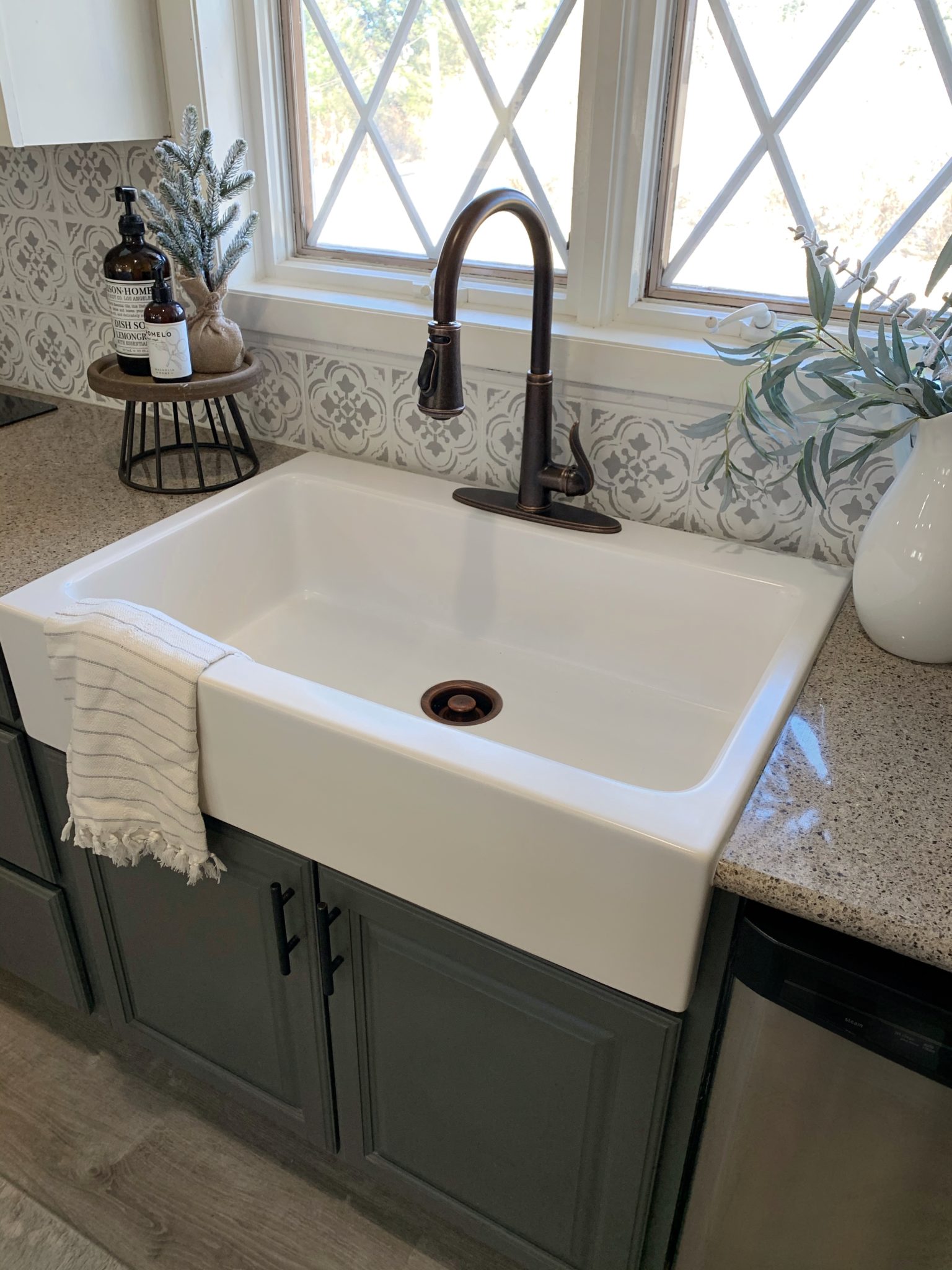 Dreaming of a White Farmhouse Sink. - Sinkology